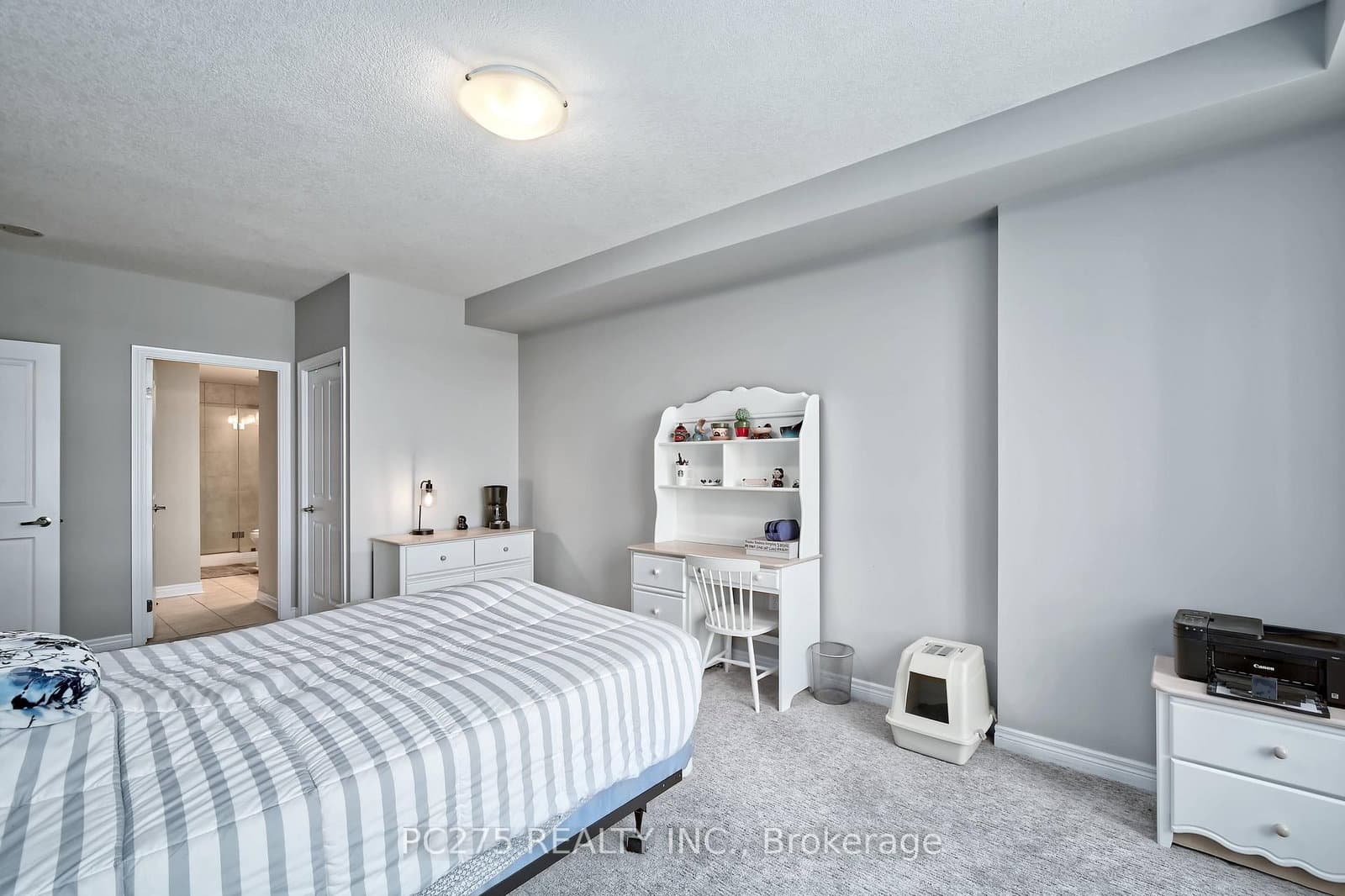 1030 Coronation Drive, Unit 602 thumbnail 17