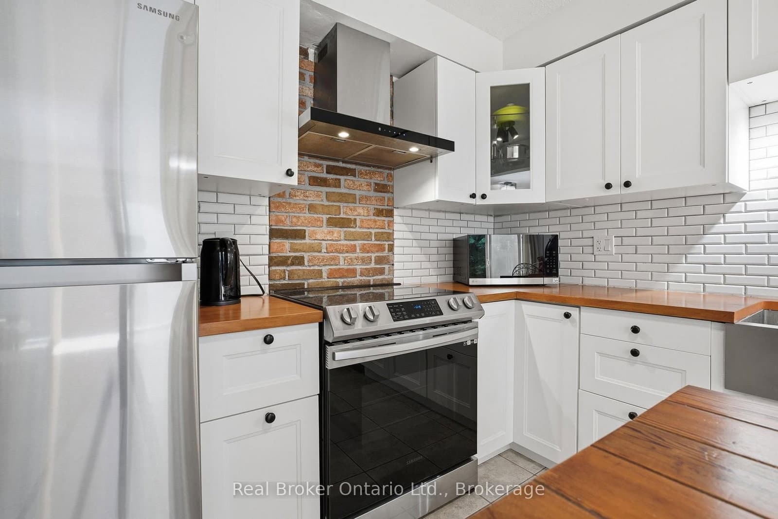 10 Fallowfield Drive, Unit 19 thumbnail 10