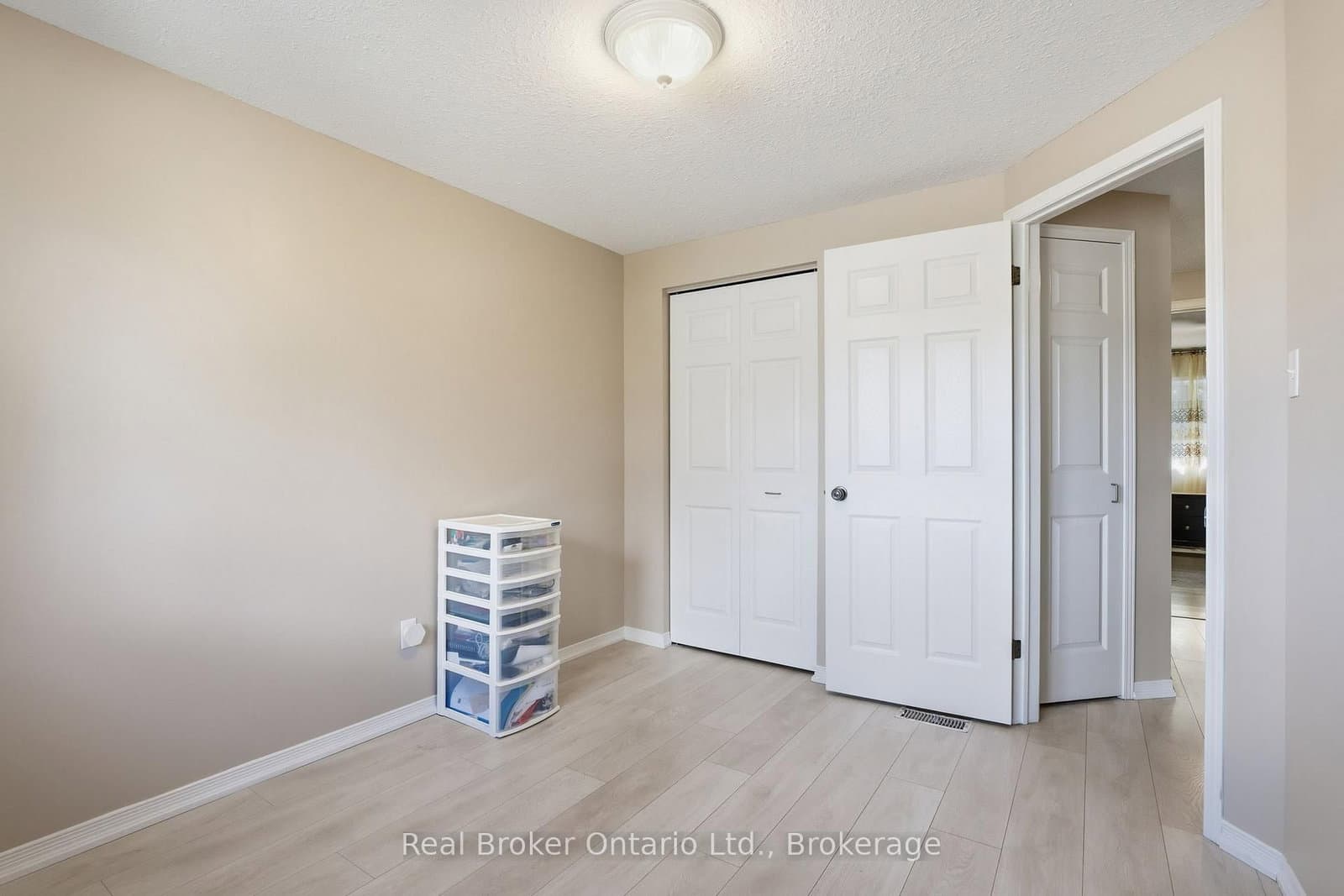 10 Fallowfield Drive, Unit 19 thumbnail 20