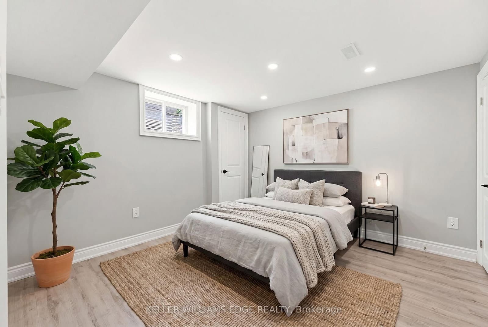17 Broadmore Avenue thumbnail 25
