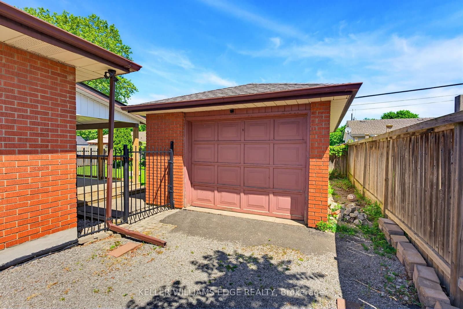 17 Broadmore Avenue thumbnail 35