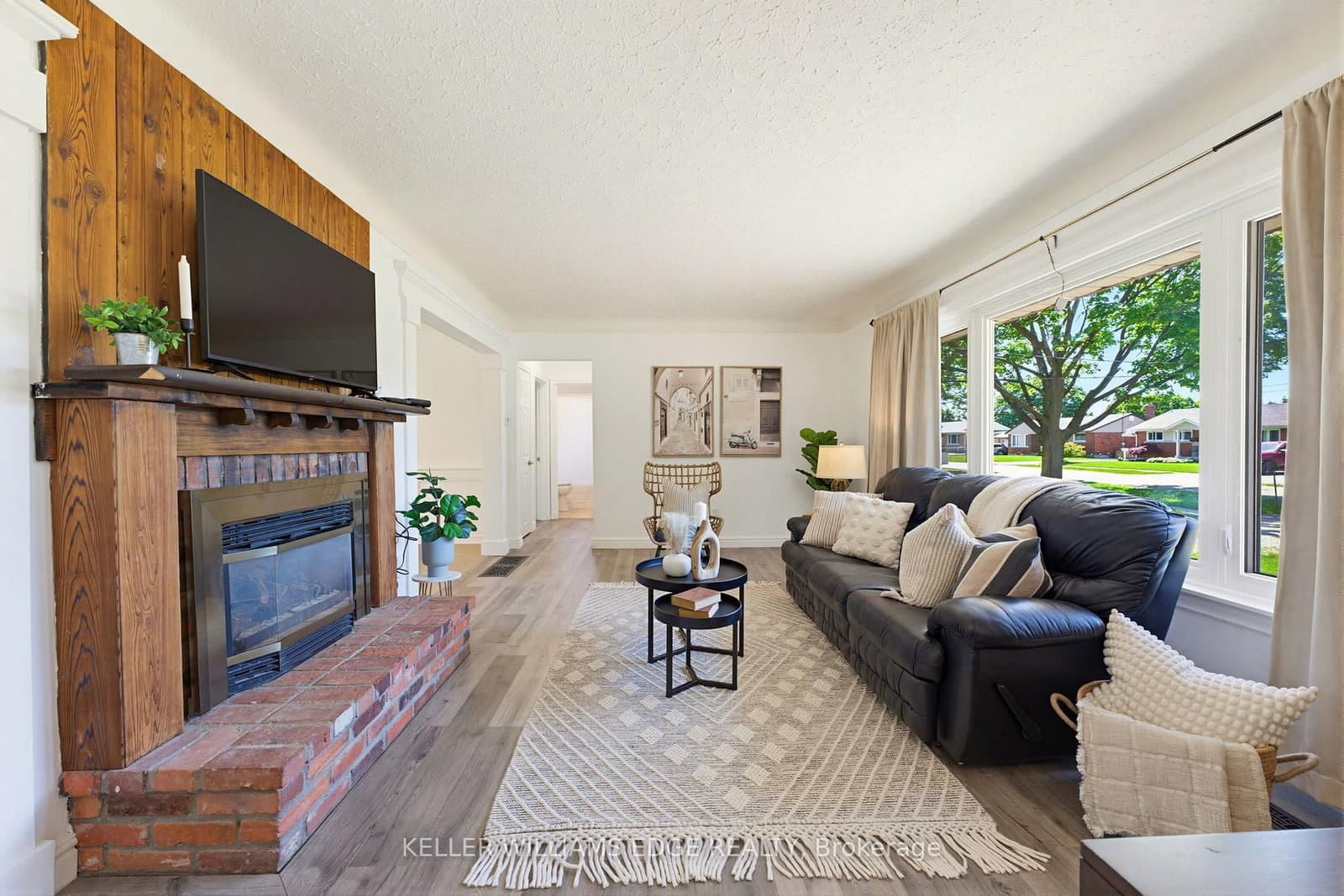 17 Broadmore Avenue thumbnail 4