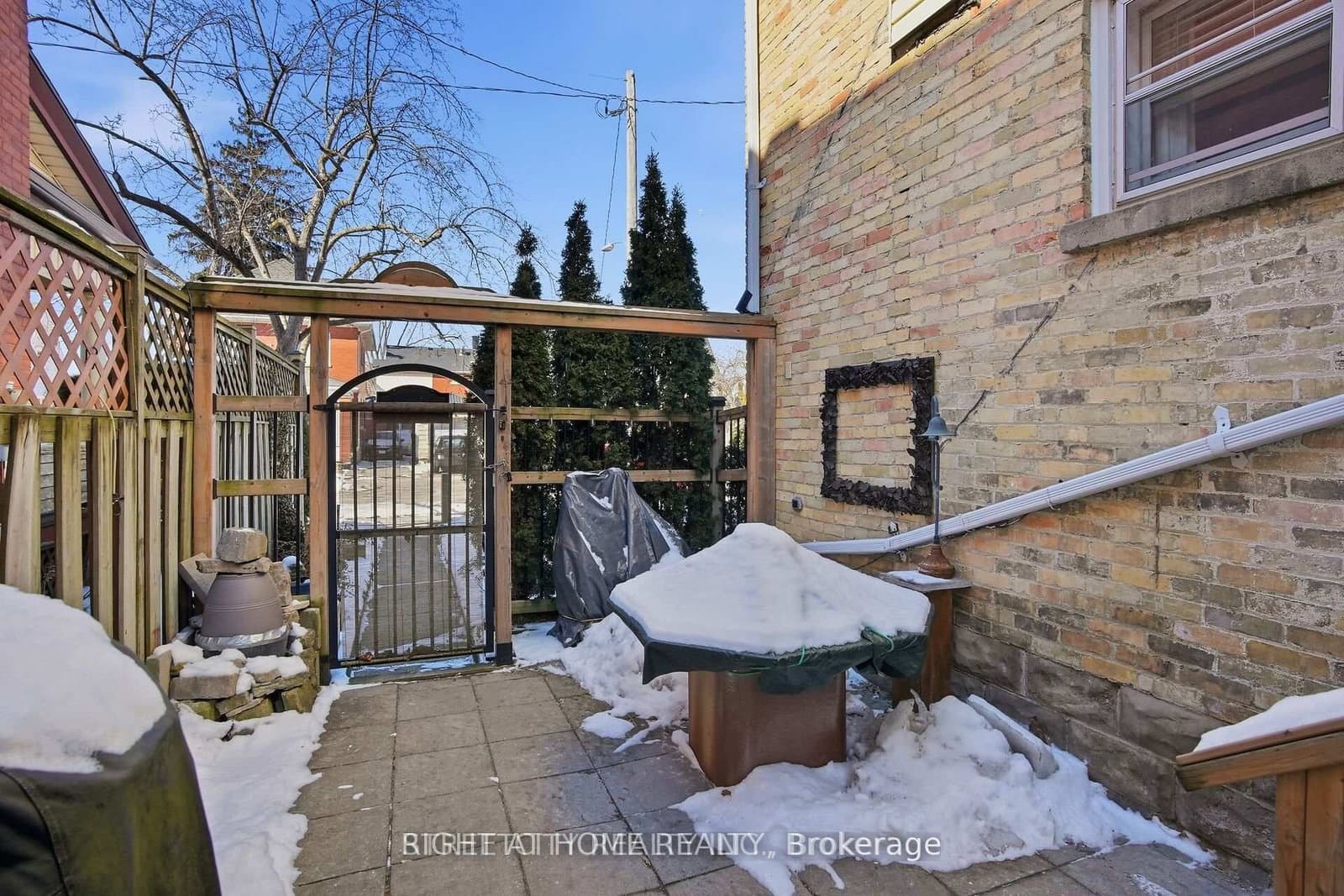 82 WELLINGTON Street thumbnail 46