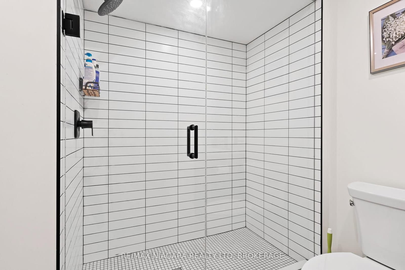 8974 Willoughby Drive, Unit 19 thumbnail 30