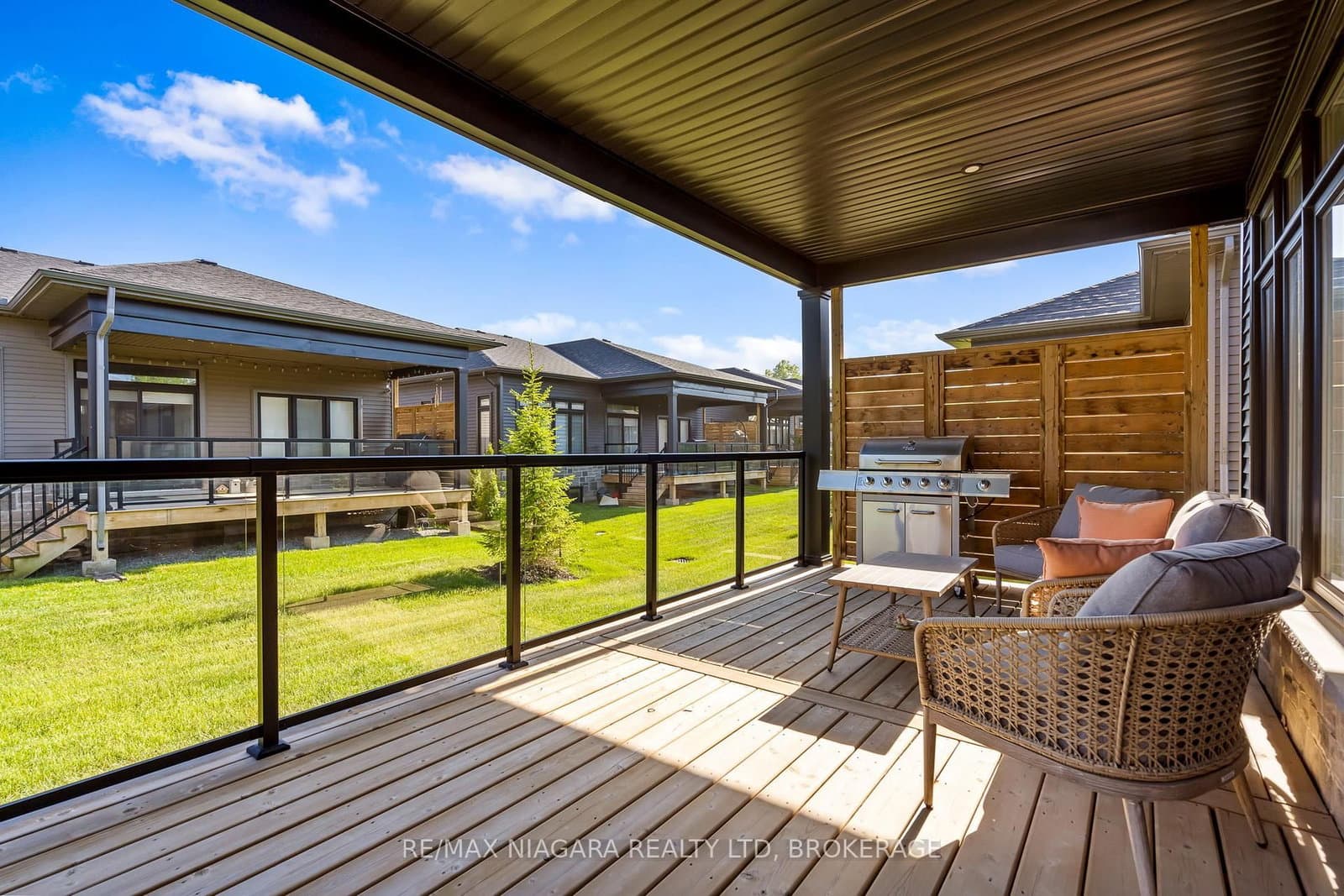 8974 Willoughby Drive, Unit 19 thumbnail 31