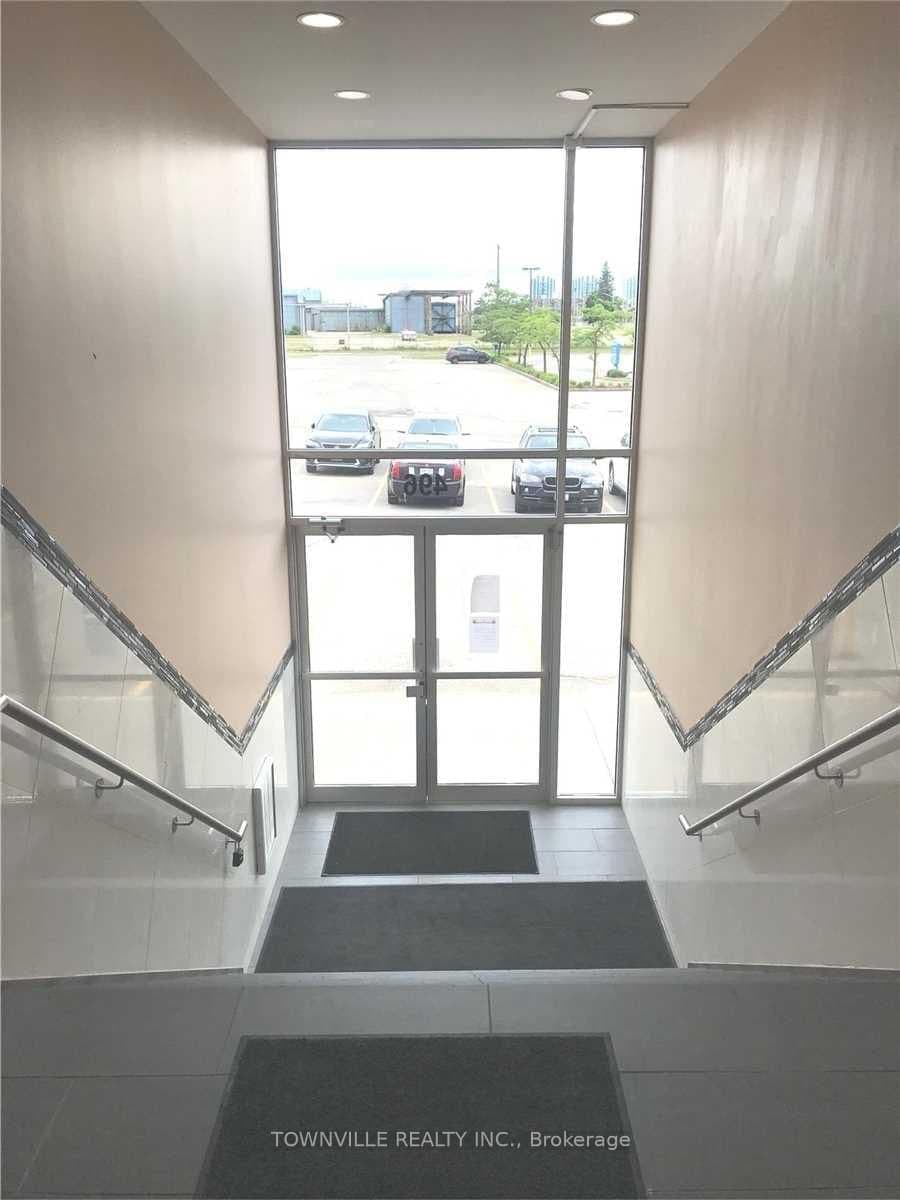 496 Albert Street, Unit 7 thumbnail 4