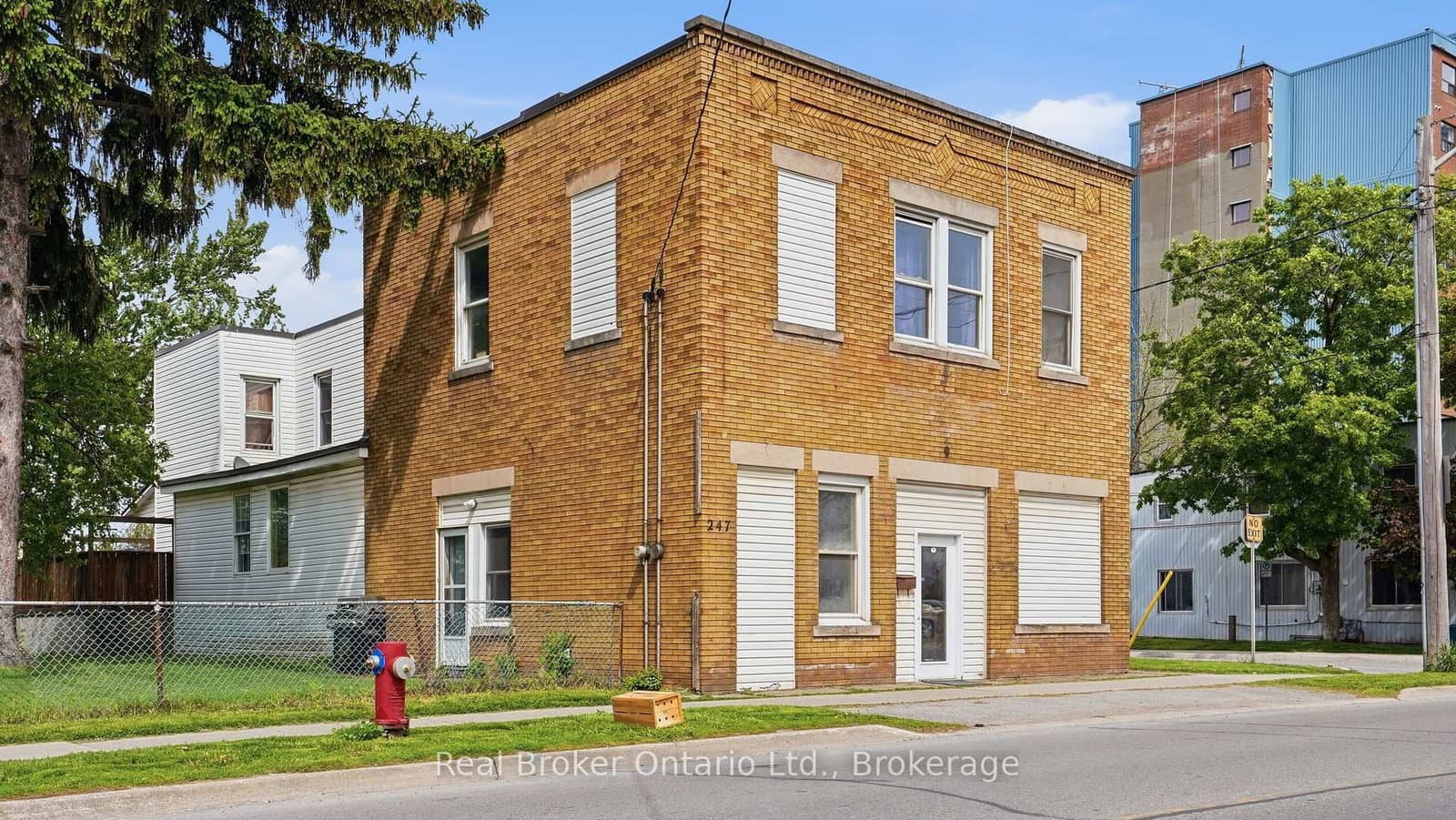 247 King Street thumbnail 2