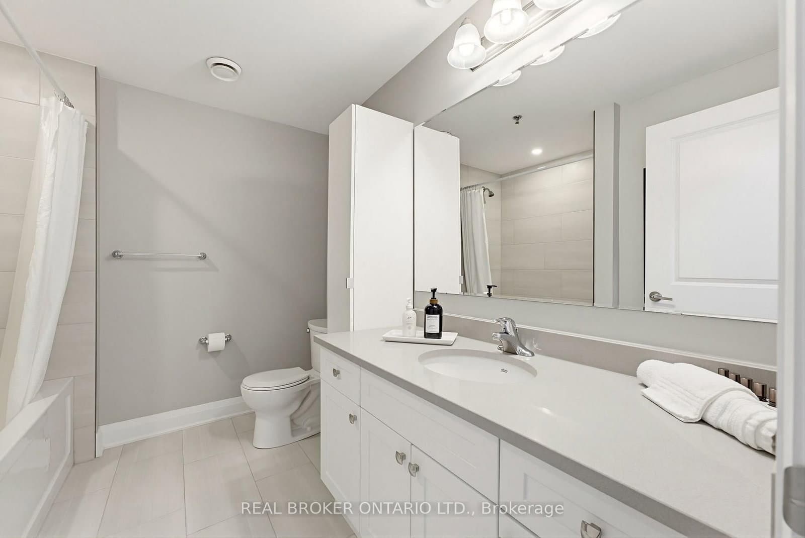 247 Grey Silo Road, Unit 102 thumbnail 18
