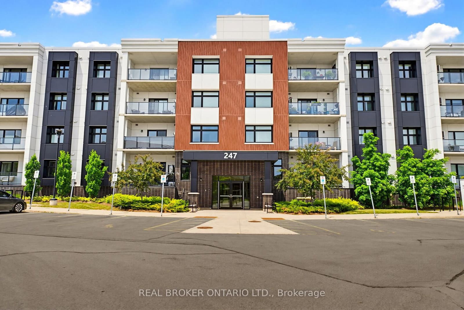 247 Grey Silo Road, Unit 102 thumbnail 2