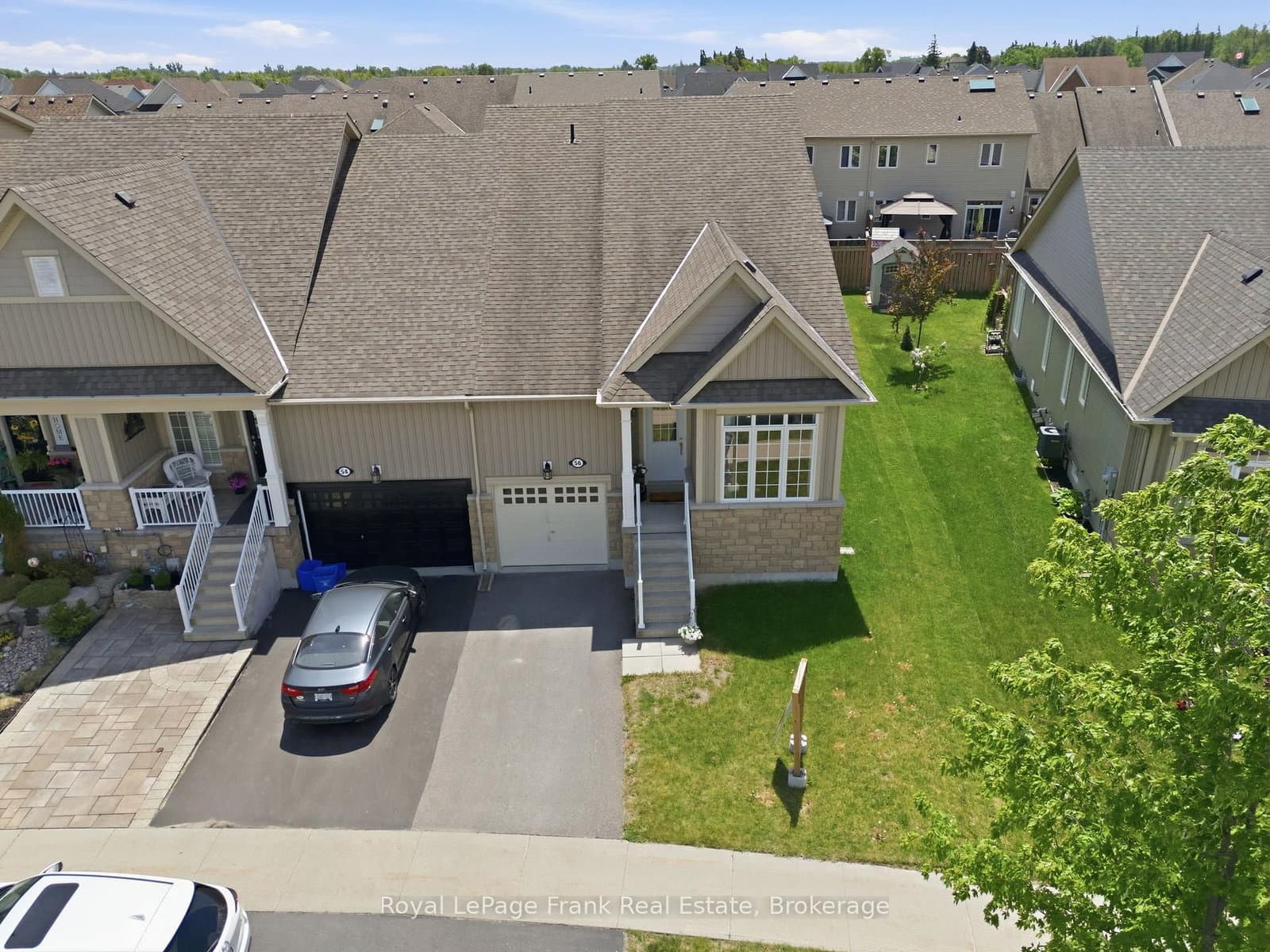 56 Deacon Crescent thumbnail 3