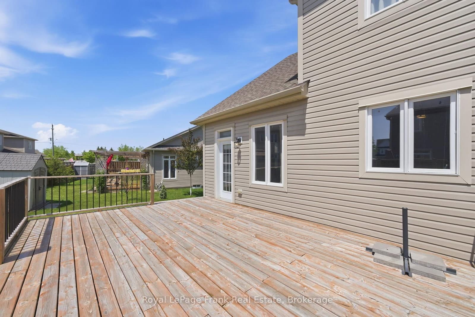 56 Deacon Crescent thumbnail 41