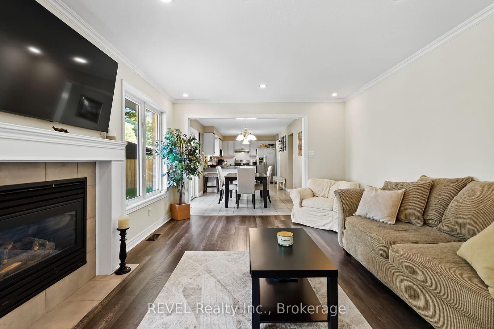 98 Debora Drive thumbnail 21