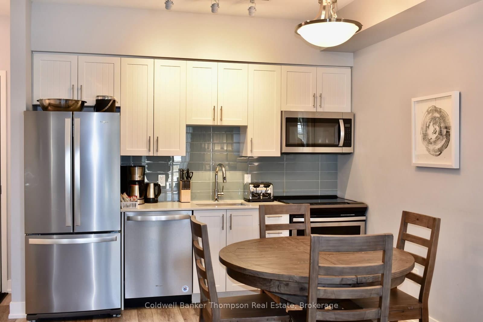 25 PEN LAKE POINT Road, Unit 328 thumbnail 10