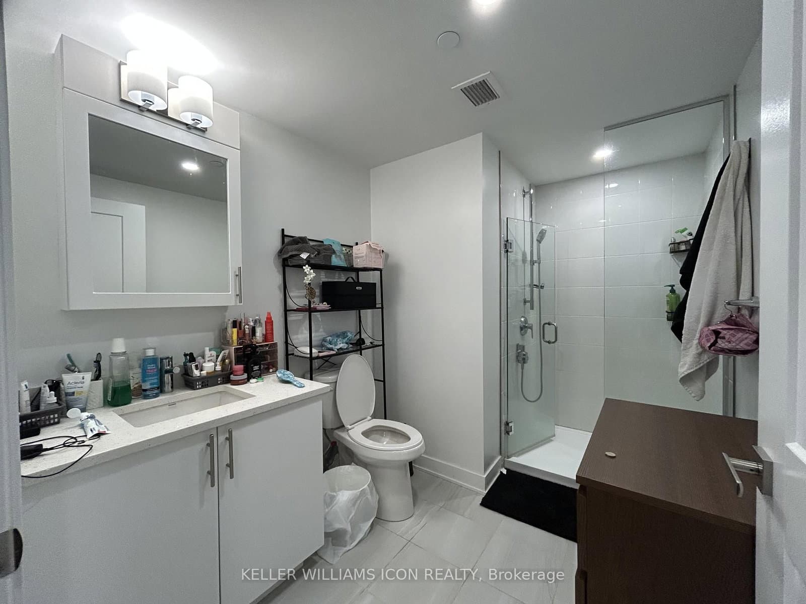 340 Queen Street, Unit 810 thumbnail 11