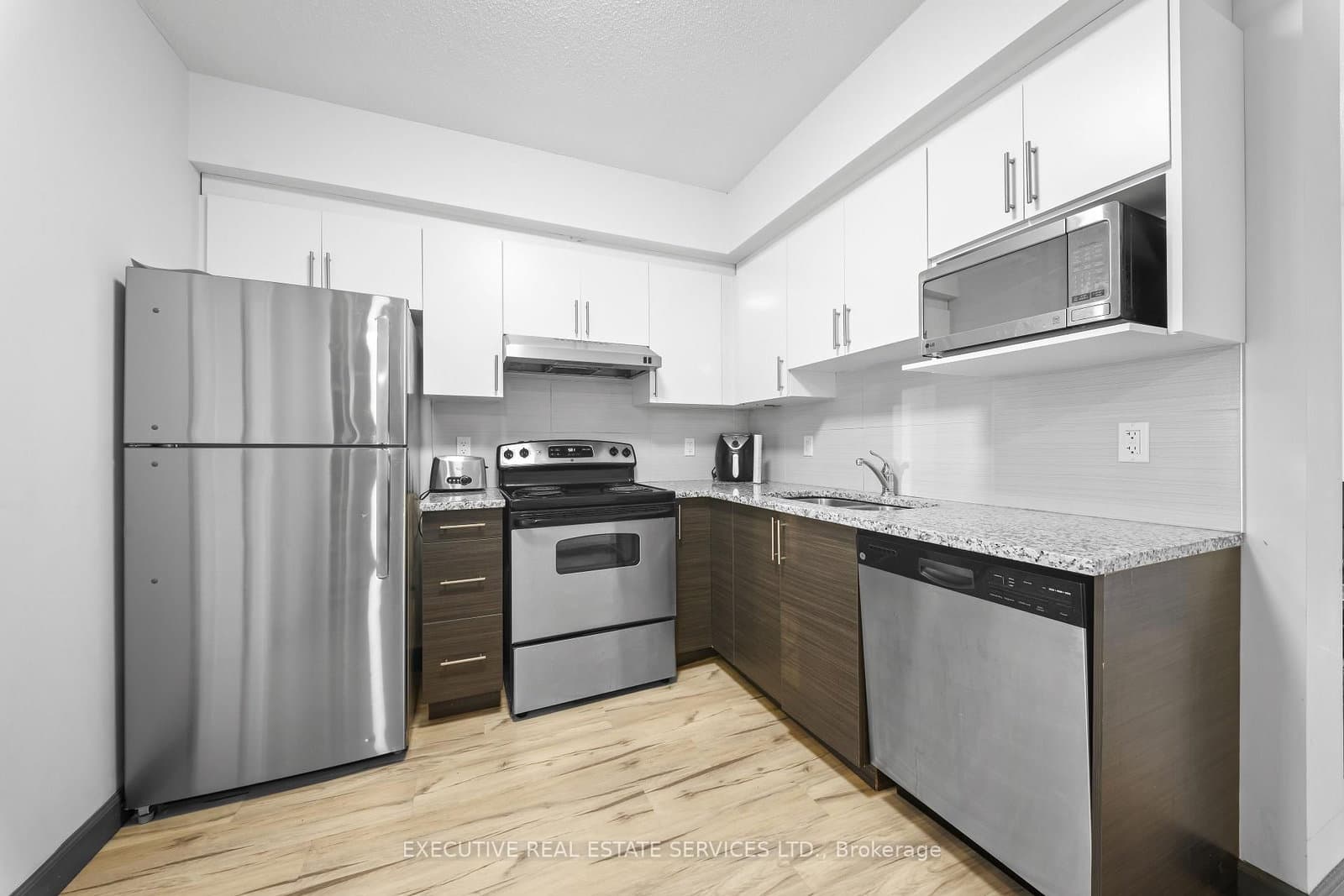 258B Sunview Street, Unit 2127 thumbnail 18
