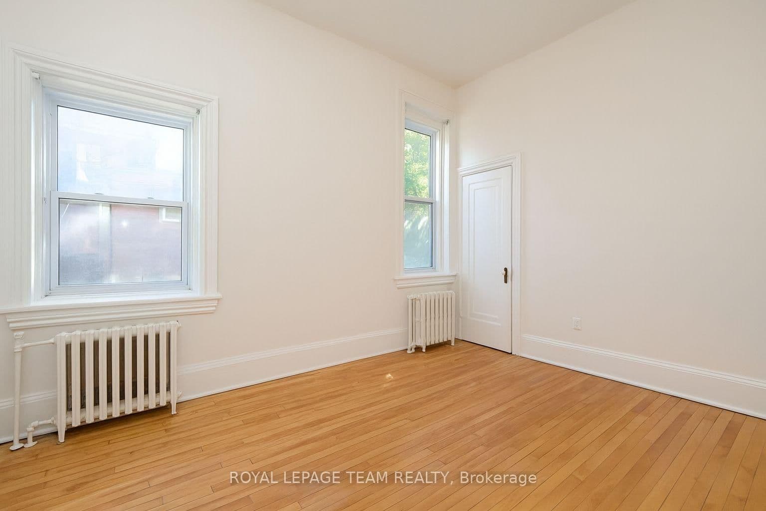 260 W Somerset Street W thumbnail 11