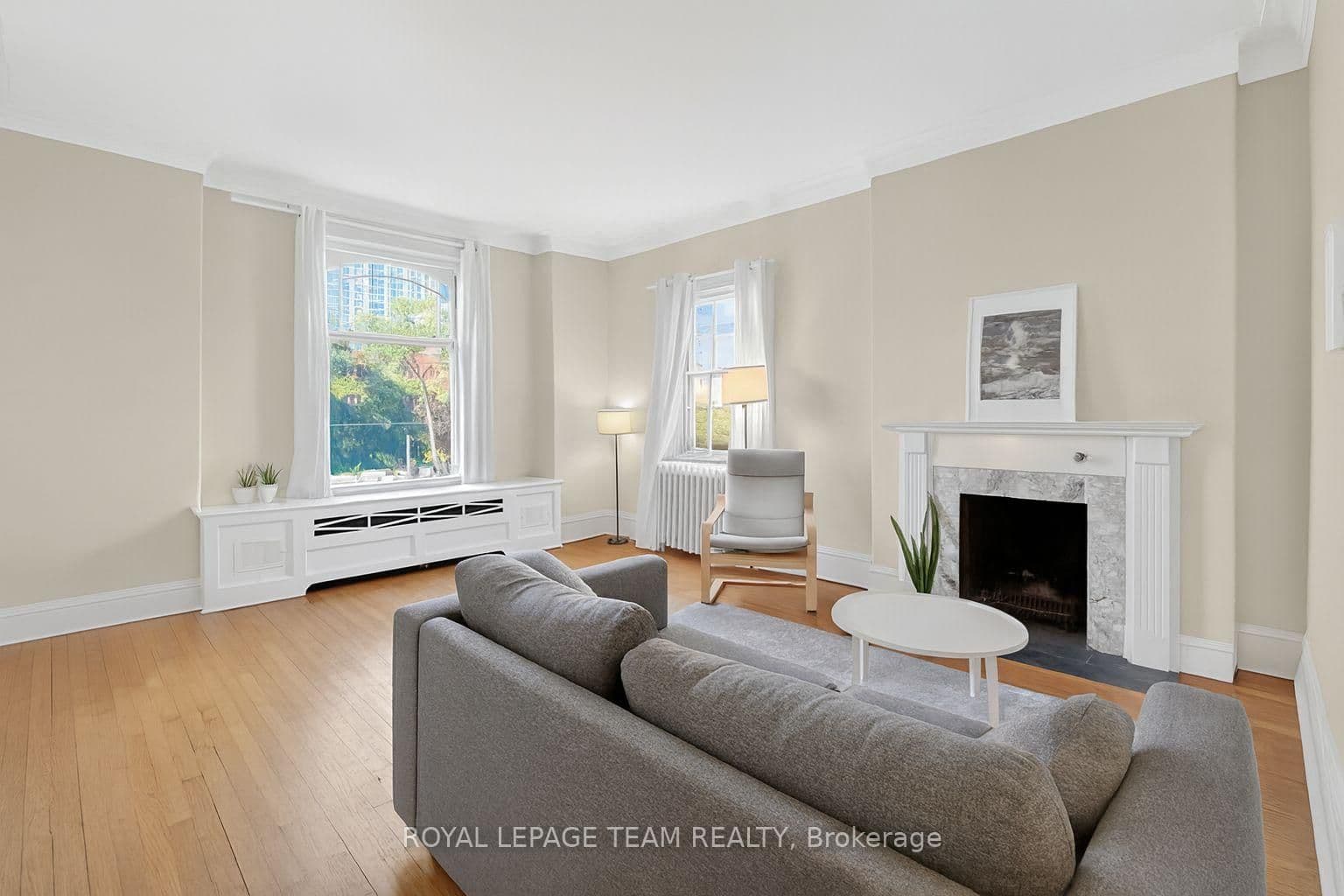 260 W Somerset Street W thumbnail 25