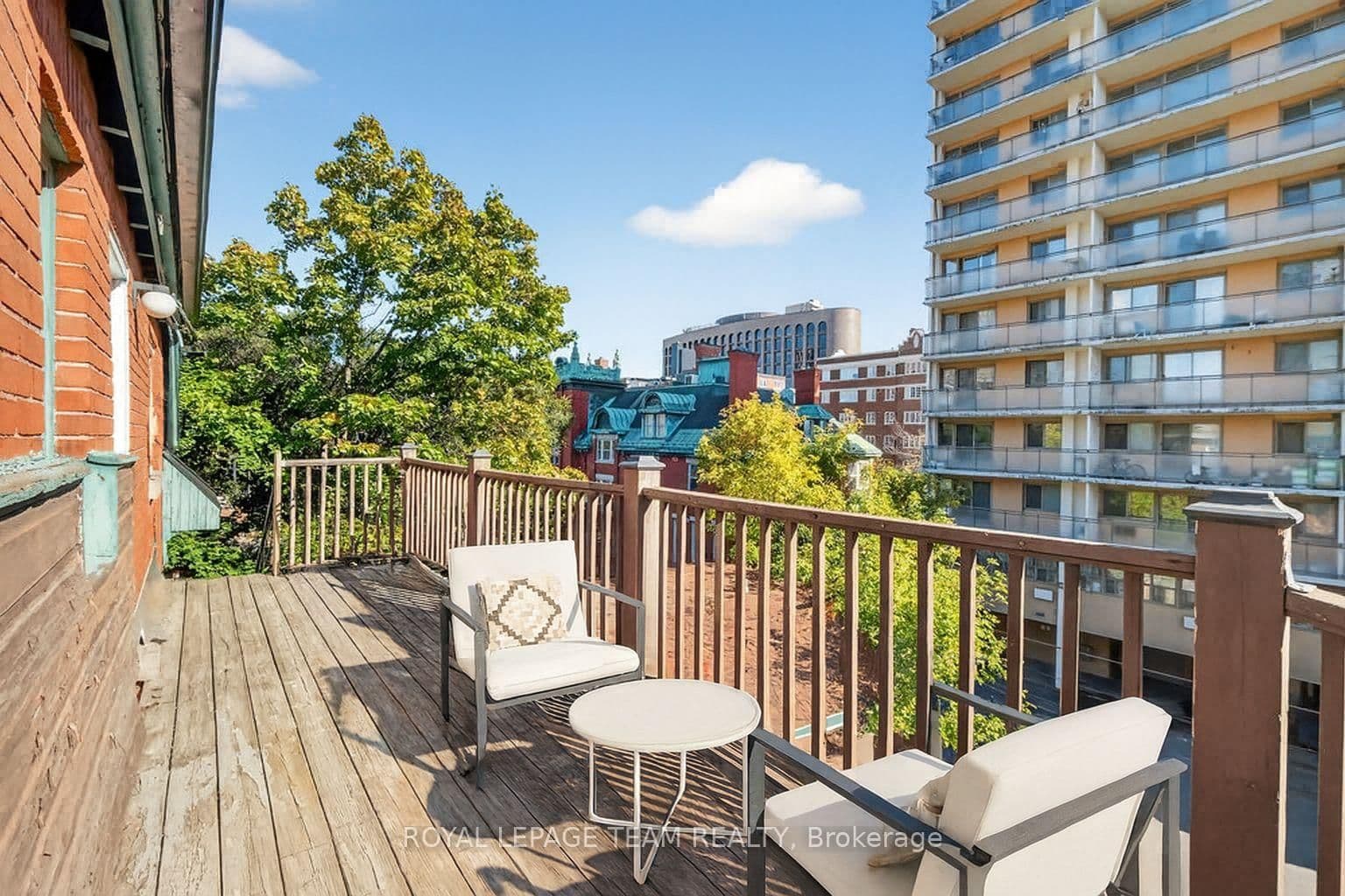 260 W Somerset Street W thumbnail 37