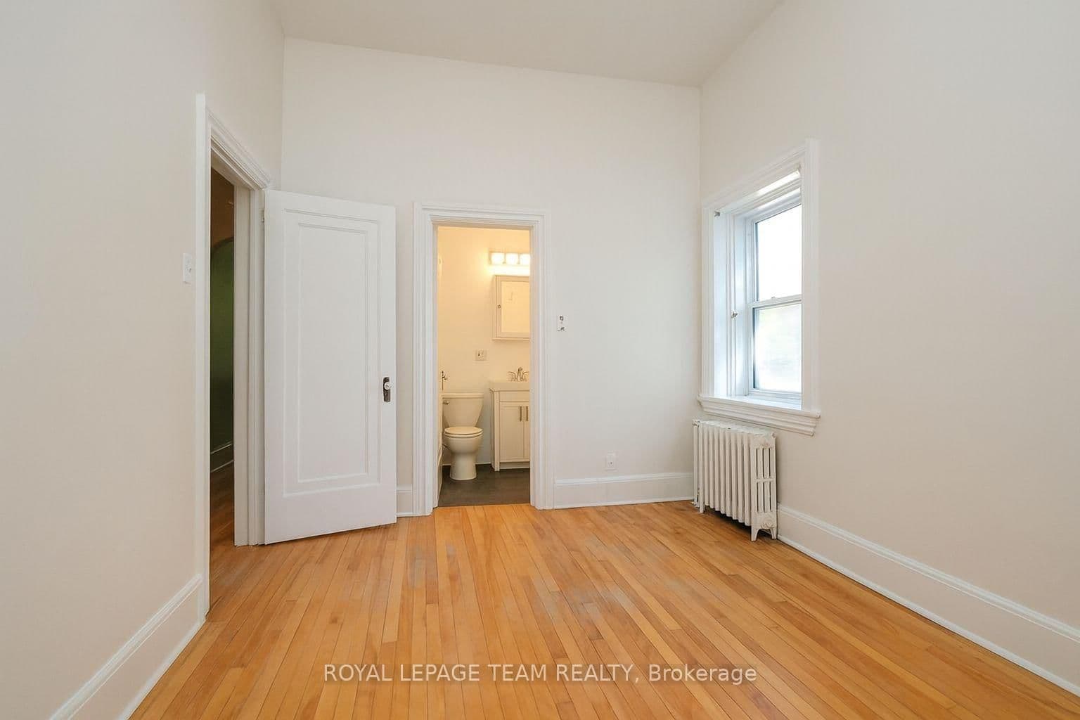 260 W Somerset Street W thumbnail 9