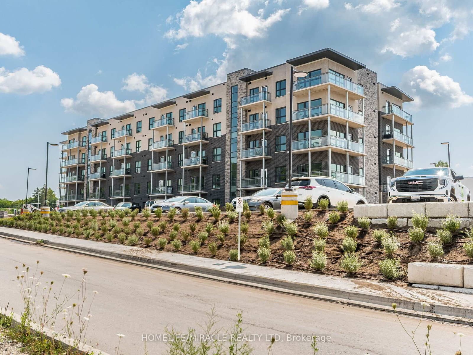 1101 Lackner Place, Unit T2 - Image 1