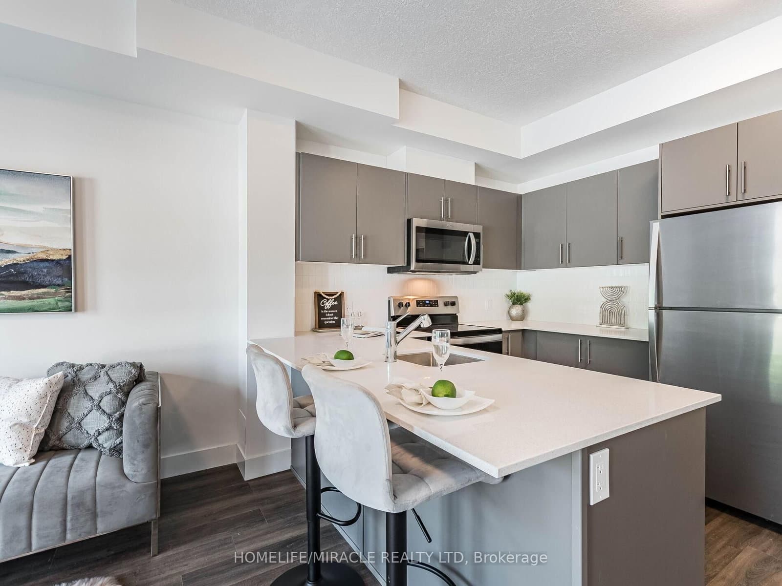 1101 Lackner Place, Unit T2 thumbnail 9