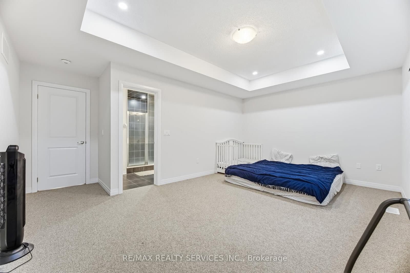 14 Gibson Drive thumbnail 32