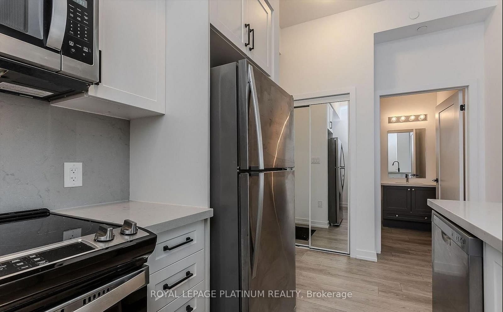 470 Dundas Street E, Unit 114 thumbnail 13