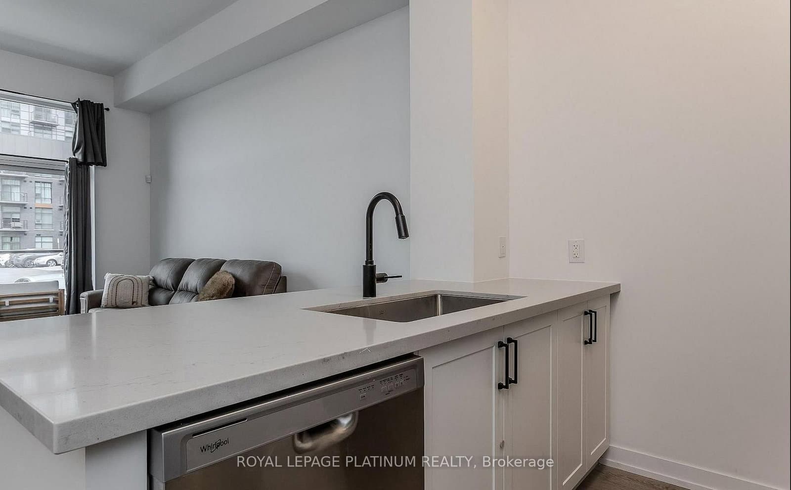 470 Dundas Street E, Unit 114 thumbnail 14