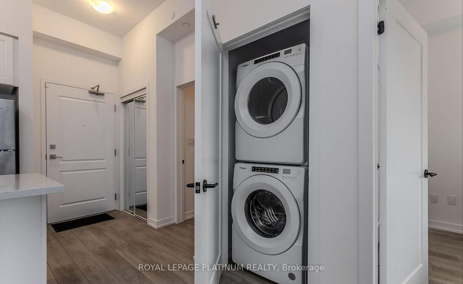 470 Dundas Street E, Unit 114 thumbnail 16
