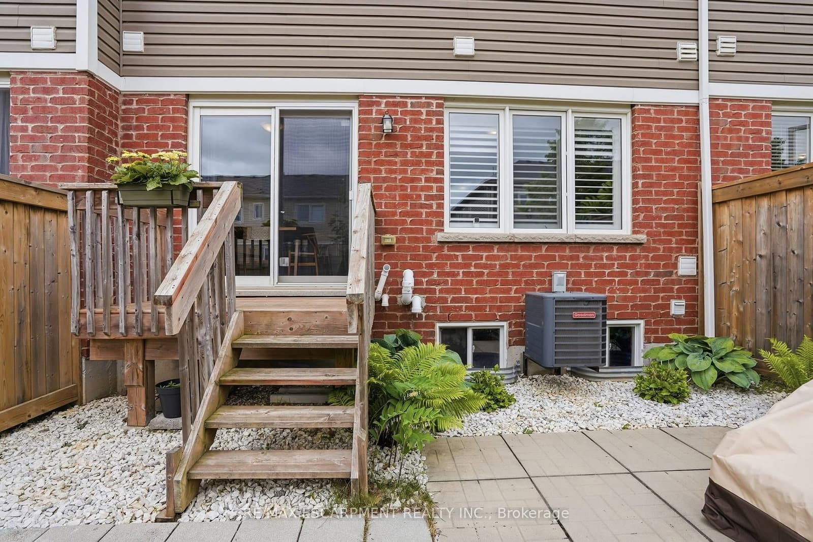 242 Waterbrook Lane thumbnail 33