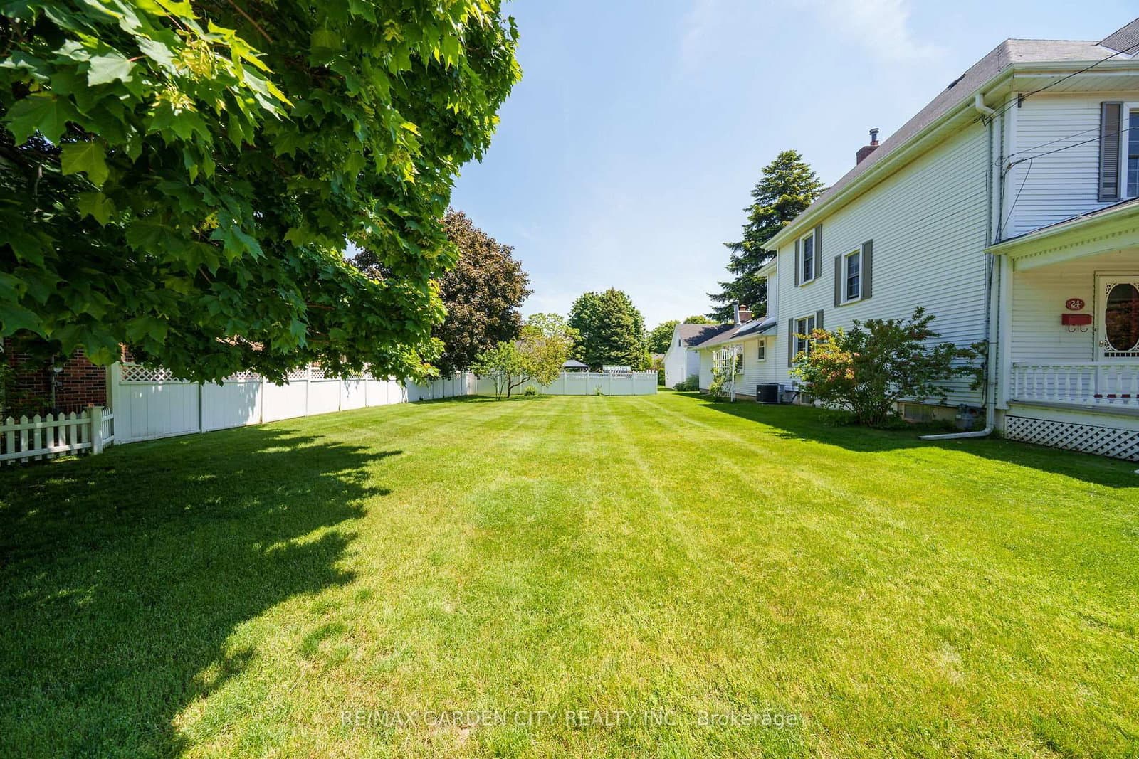 24-26 MAPLE Avenue thumbnail 43