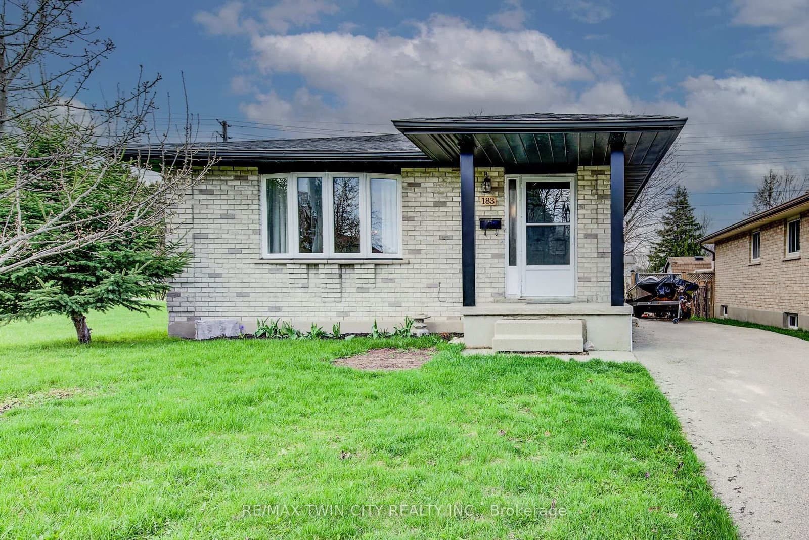 183 Dinison Crescent - Image 1