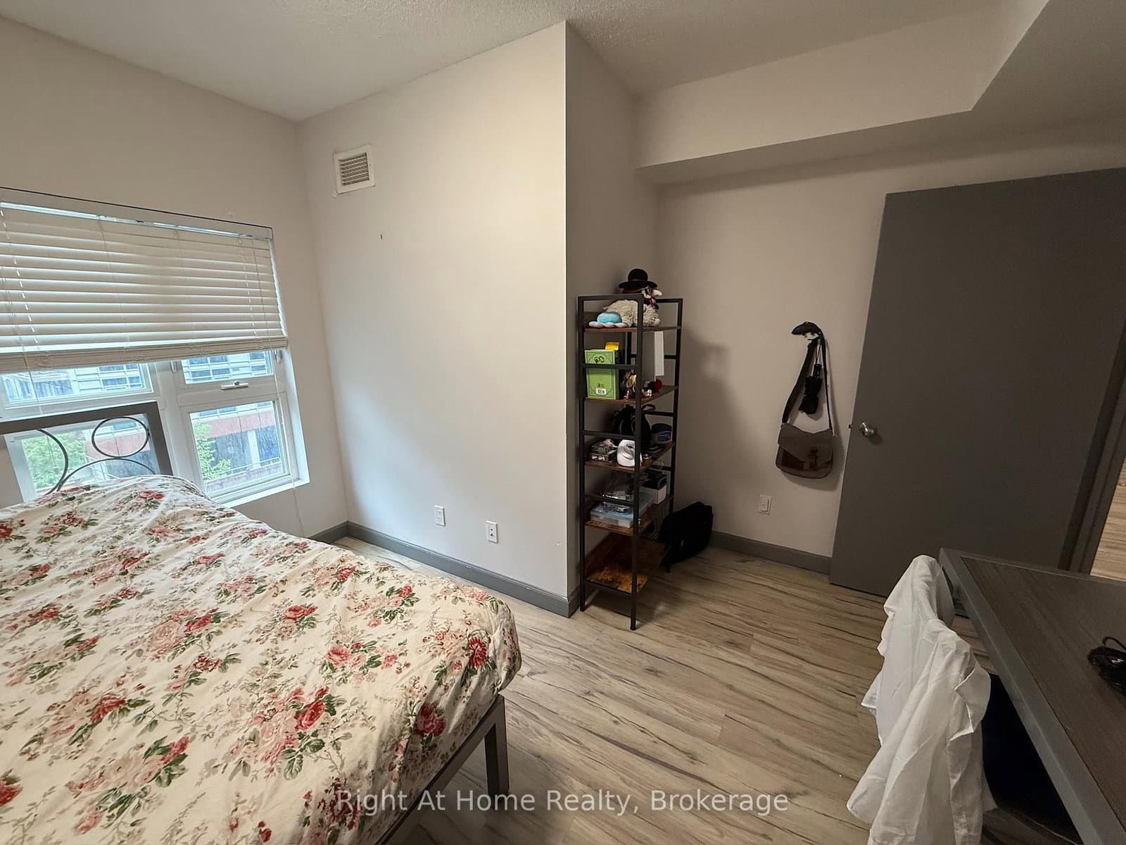 258B Sunview Street, Unit 2317 thumbnail 8
