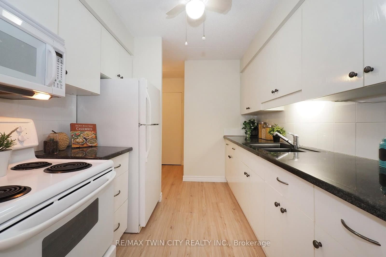 40 Tannery Street E, Unit 265 thumbnail 15