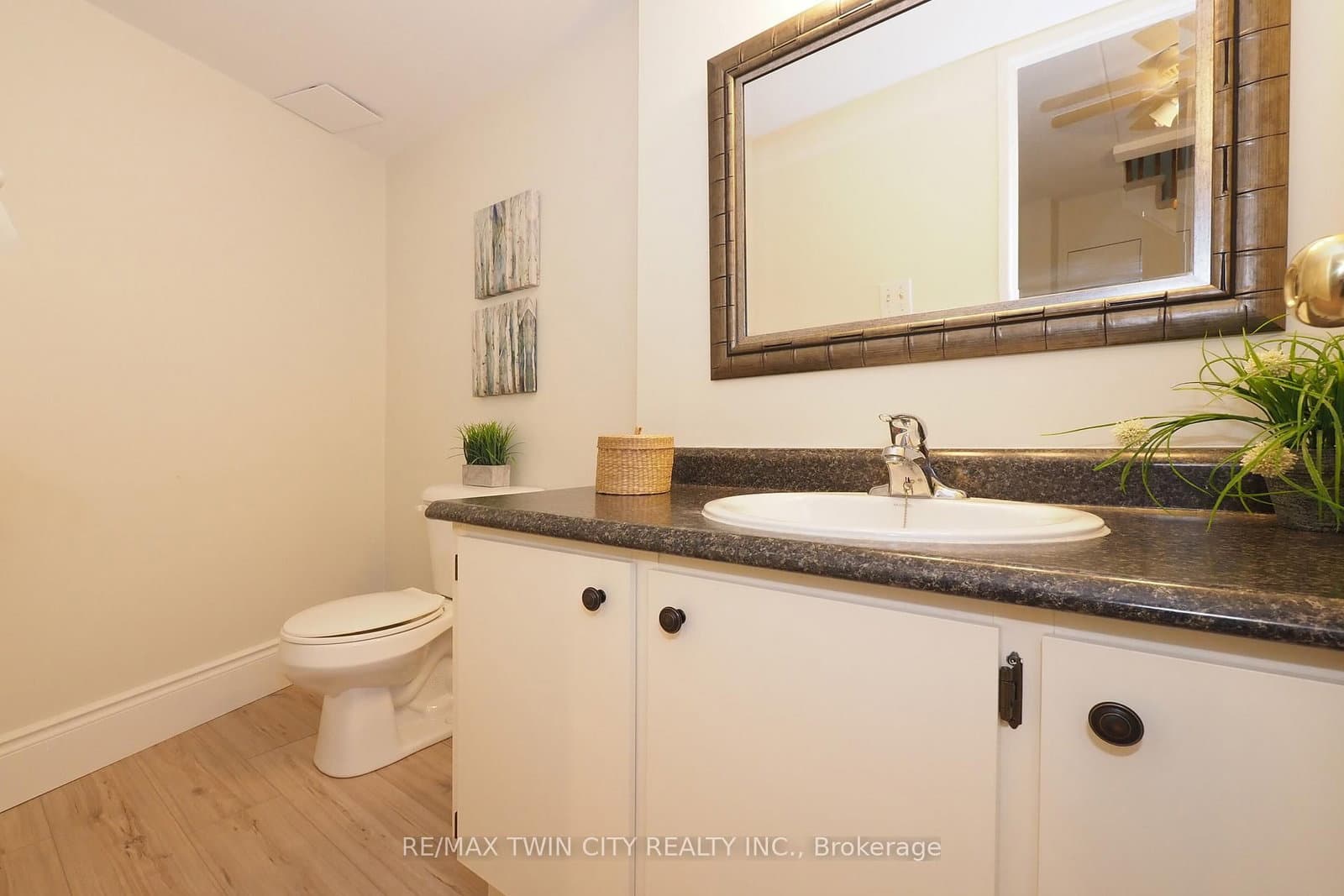 40 Tannery Street E, Unit 265 thumbnail 19