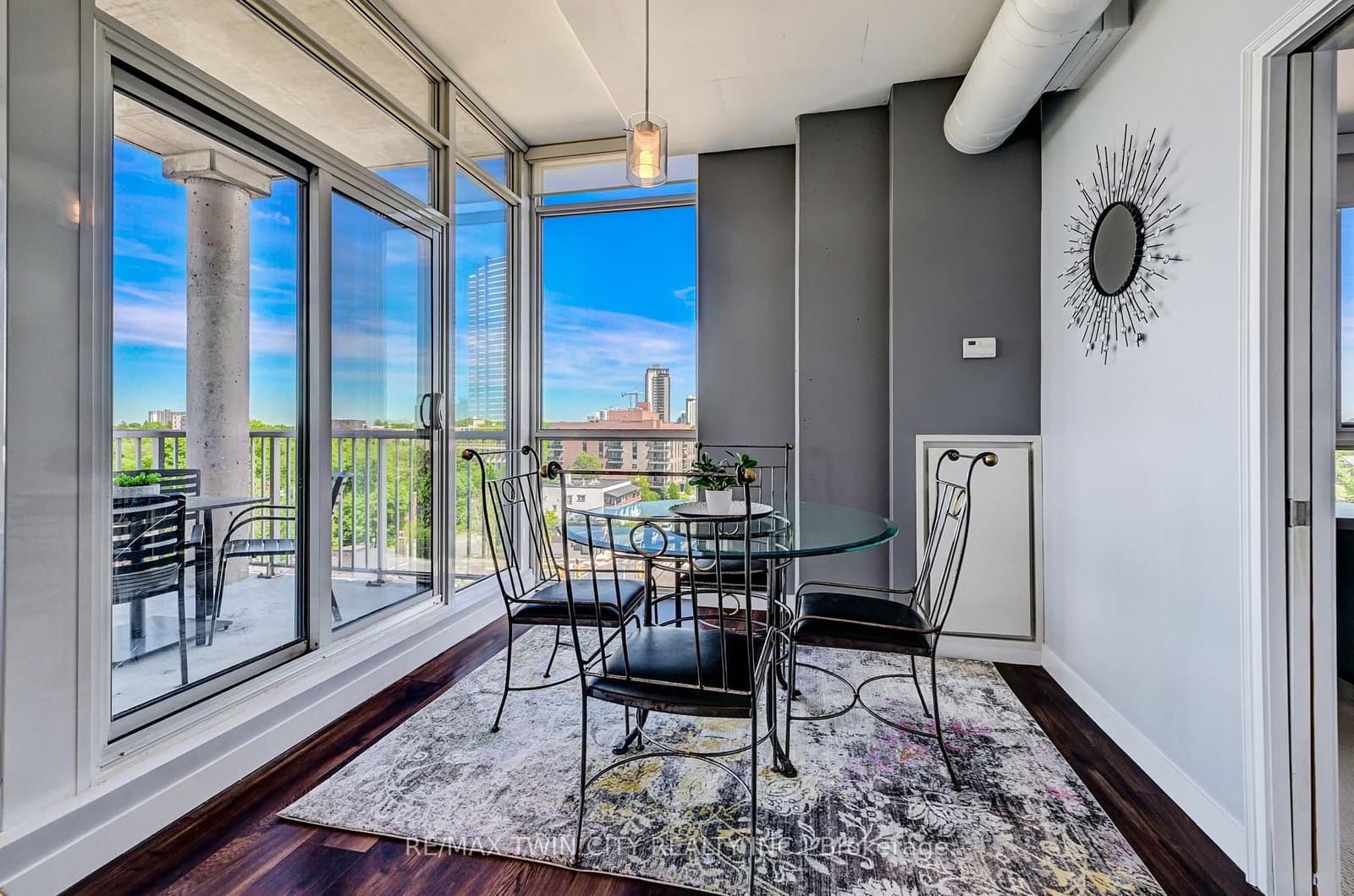 191 King Street S, Unit 706 thumbnail 13