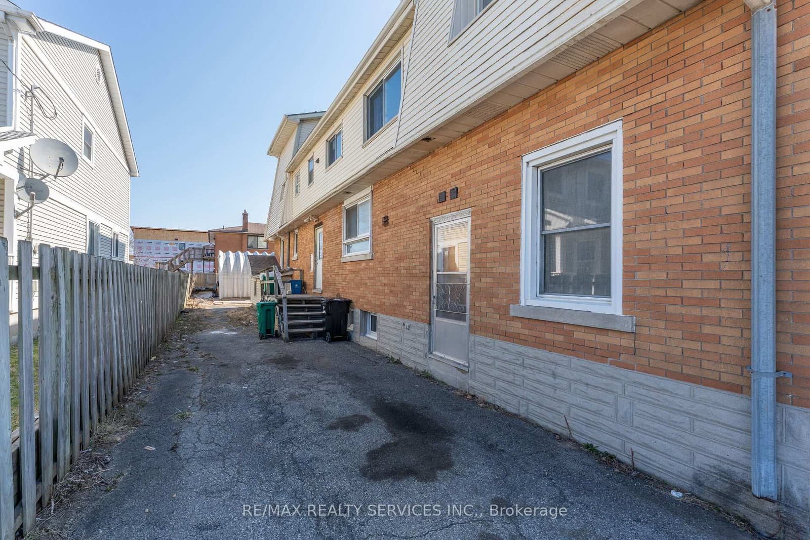 72 Florence Avenue thumbnail 11