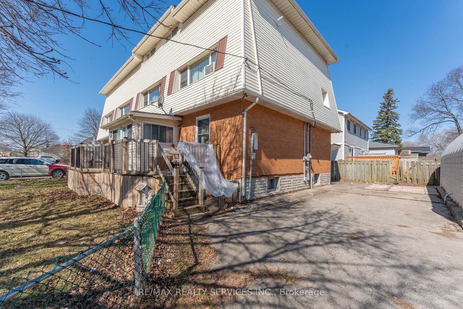 72 Florence Avenue thumbnail 18