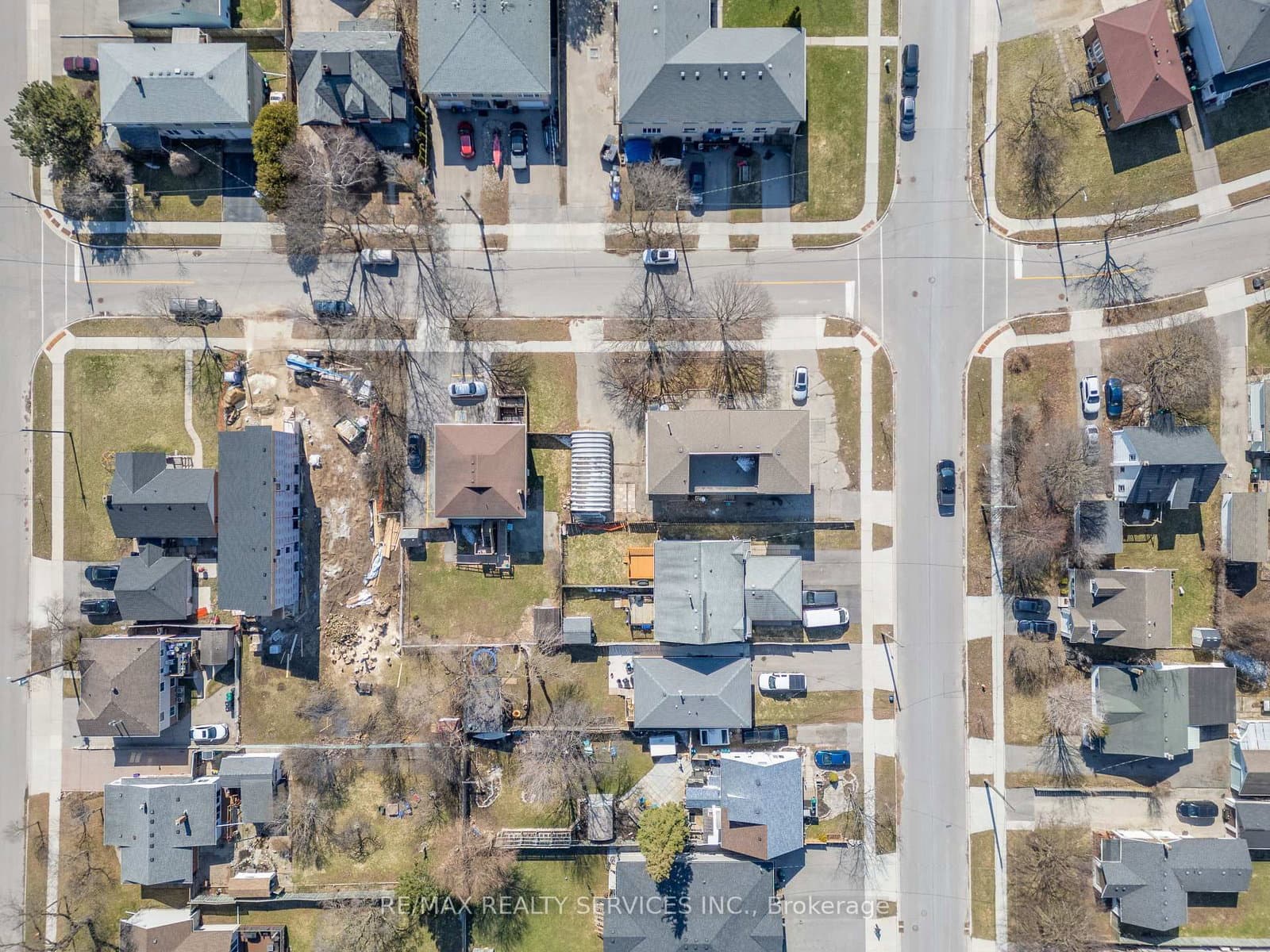 72 Florence Avenue thumbnail 28