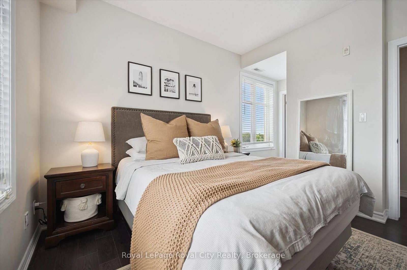 2 Colonial Drive, Unit 403 thumbnail 16