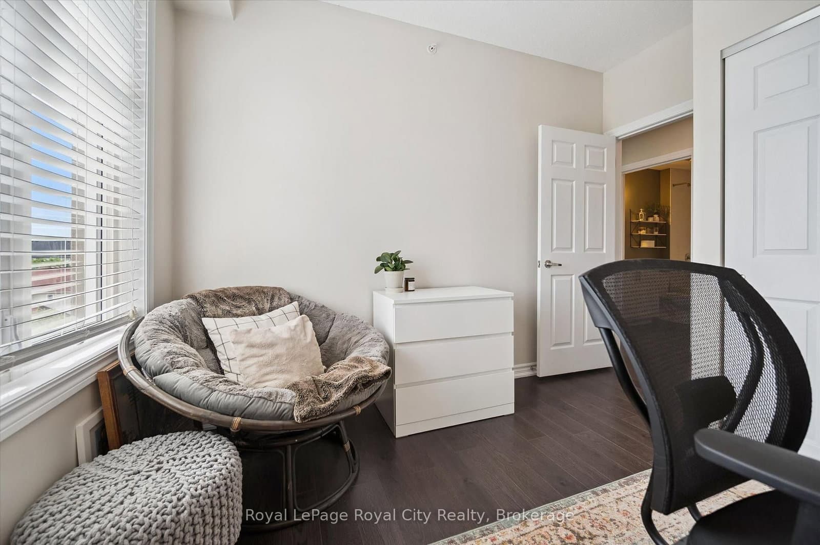 2 Colonial Drive, Unit 403 thumbnail 19