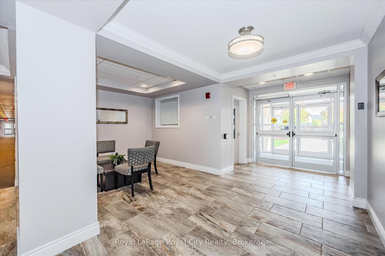 2 Colonial Drive, Unit 403 thumbnail 30