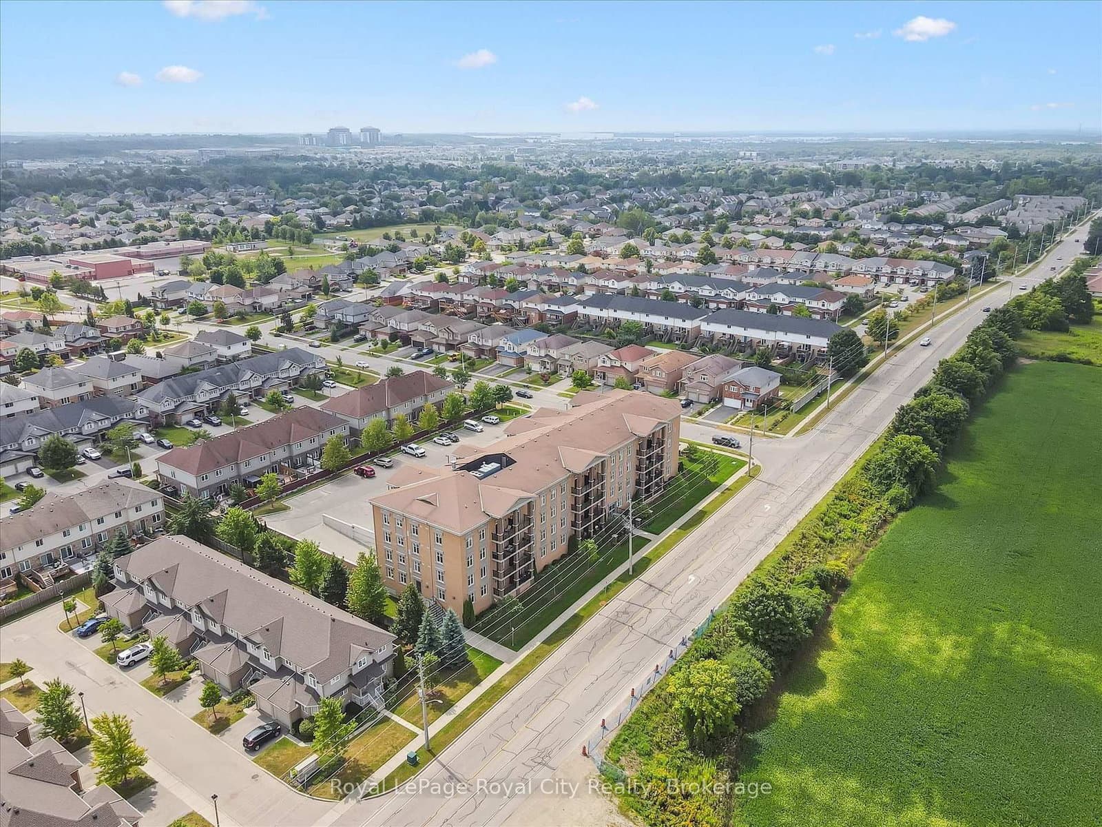 2 Colonial Drive, Unit 403 thumbnail 34