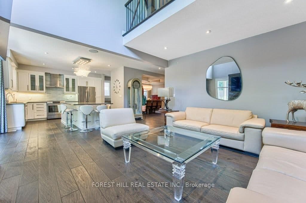 158 Eaglecrest Street thumbnail 12