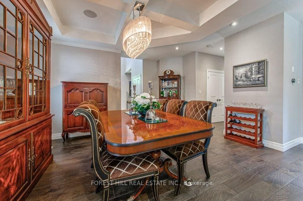 158 Eaglecrest Street thumbnail 7
