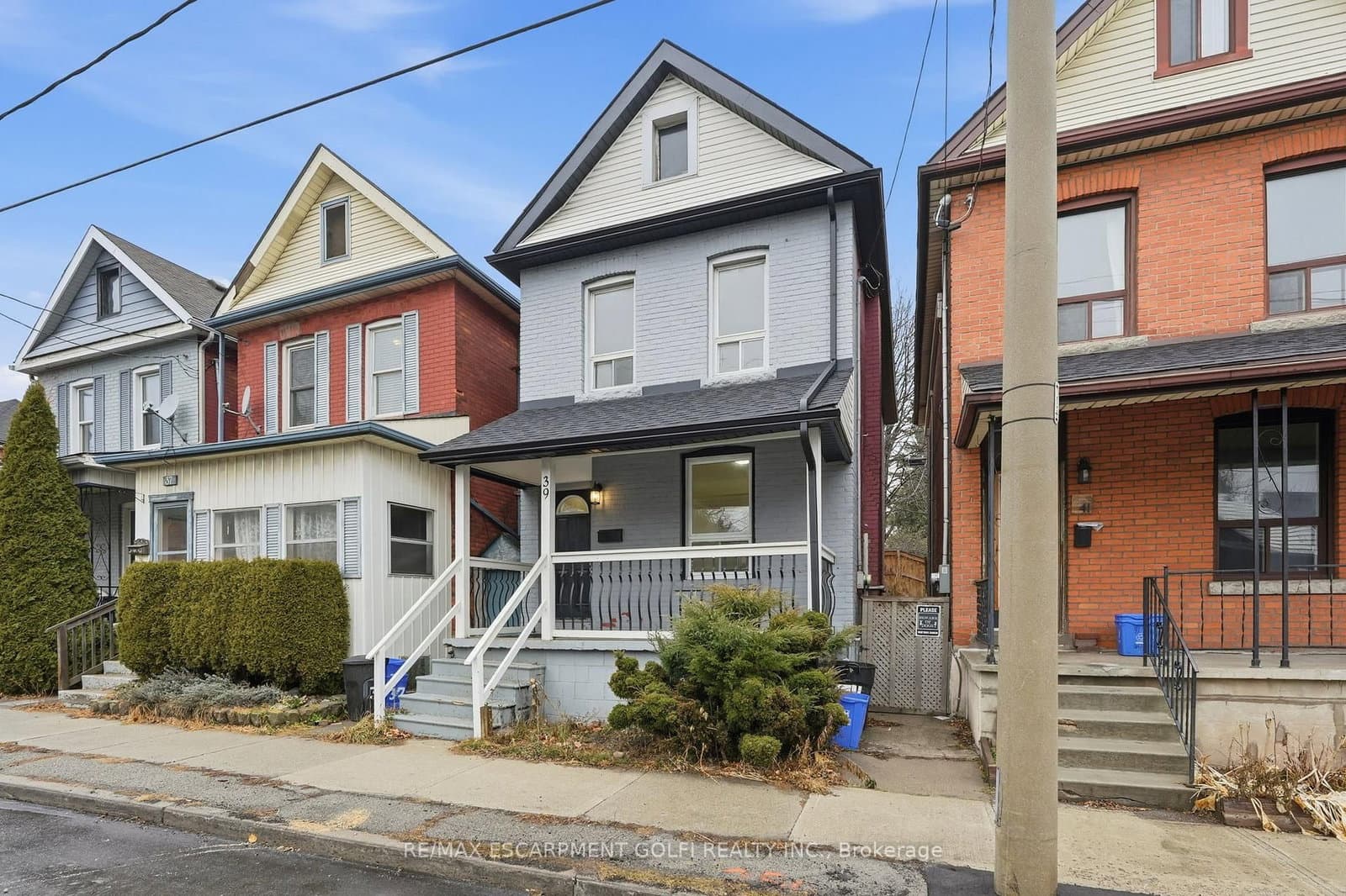 39 Burlington Street E - Image 1