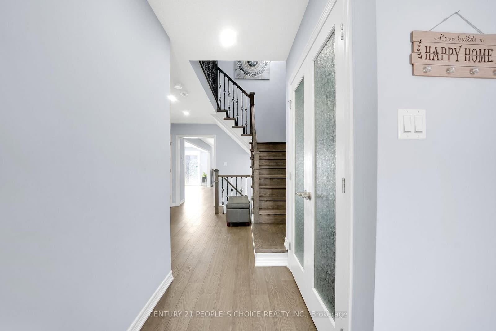 286 Macalister Boulevard thumbnail 5