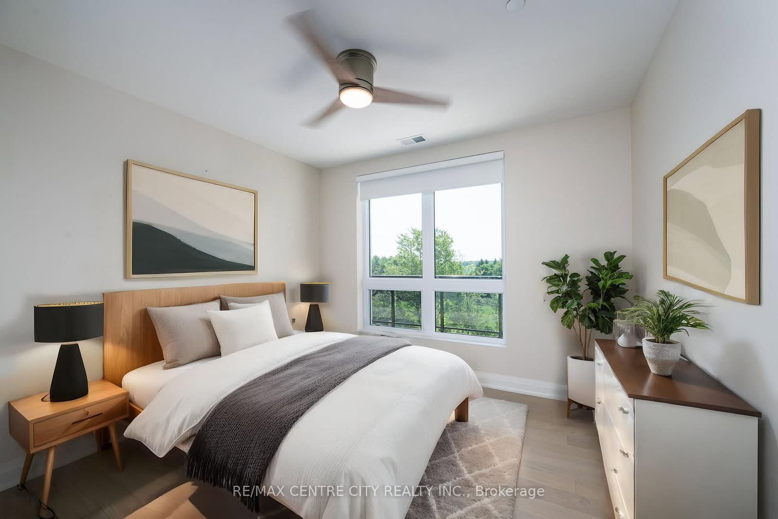 1975 Fountain Grass Drive, Unit 404 thumbnail 6