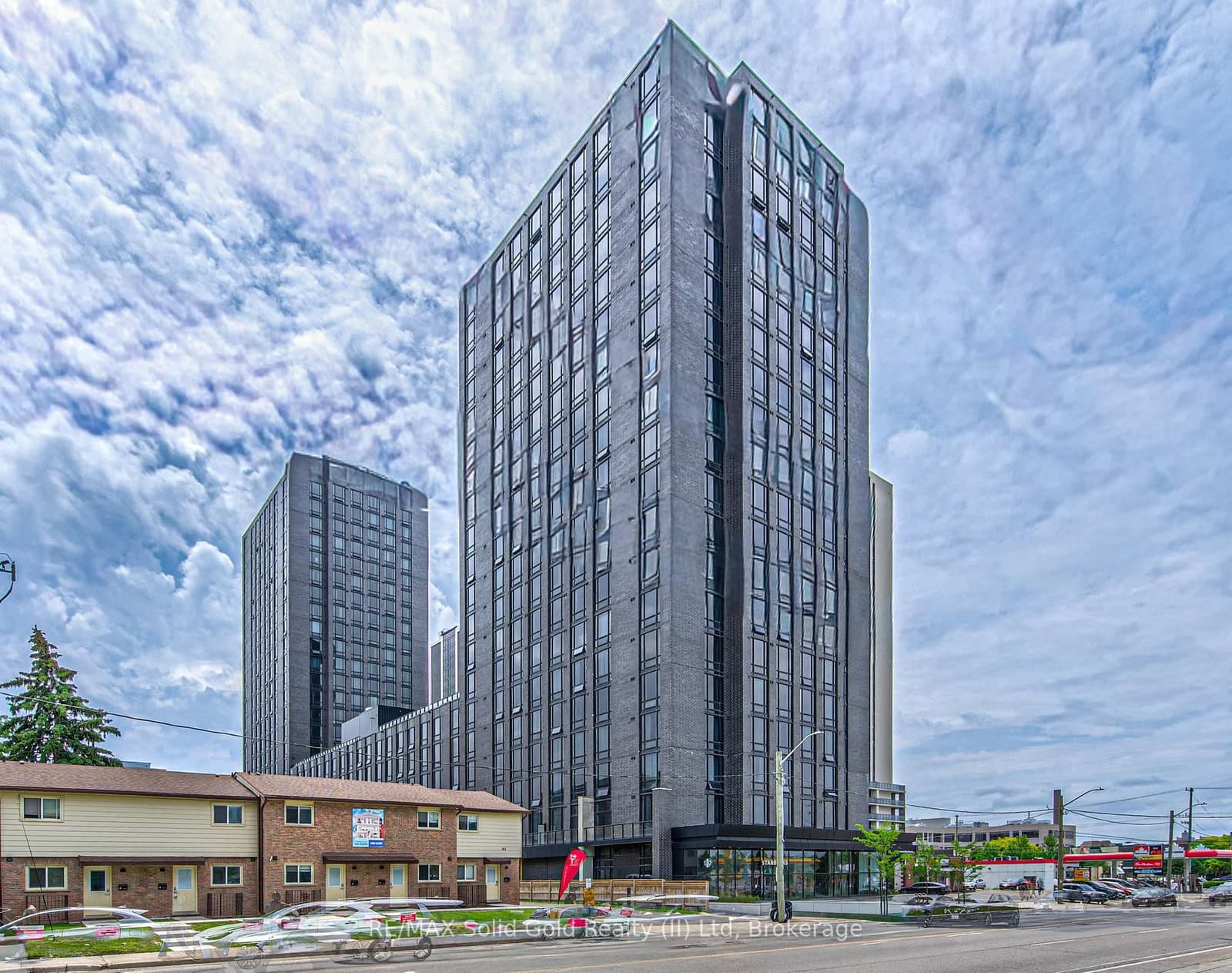 #202 - 145 Columbia Street W