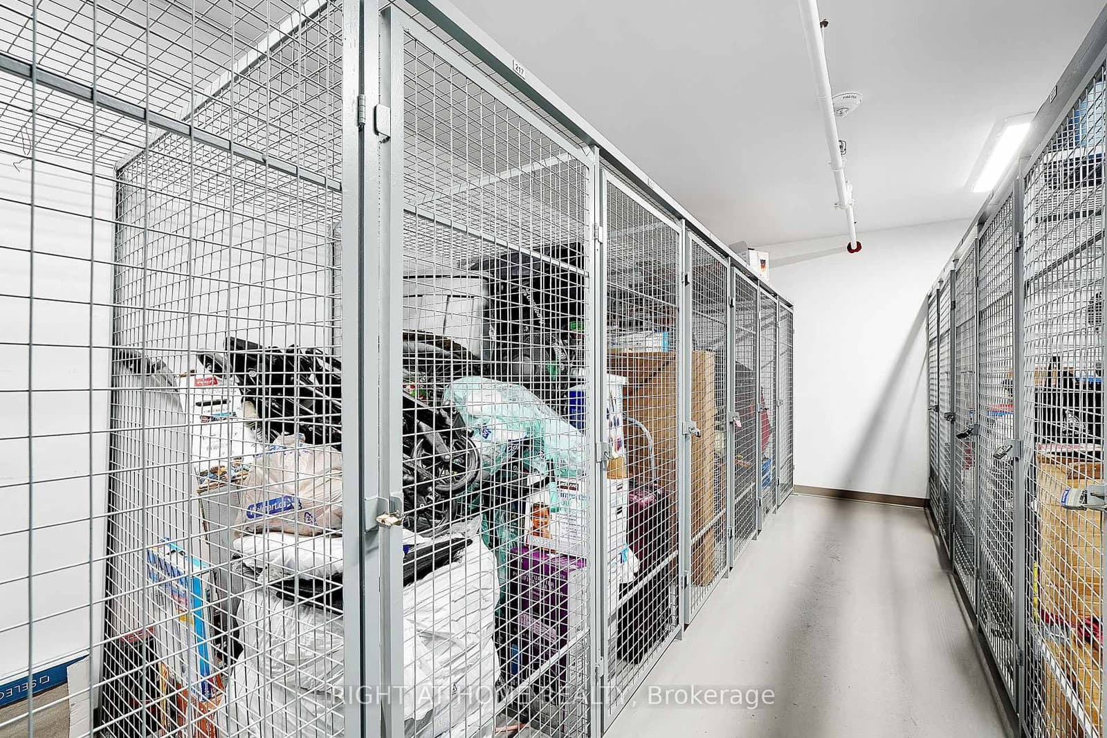 460 Dundas Street E, Unit 905 thumbnail 18